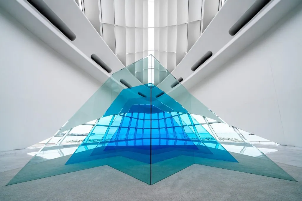 Milwaukee Art Museum: Exploring Larry Bell's Iceberg