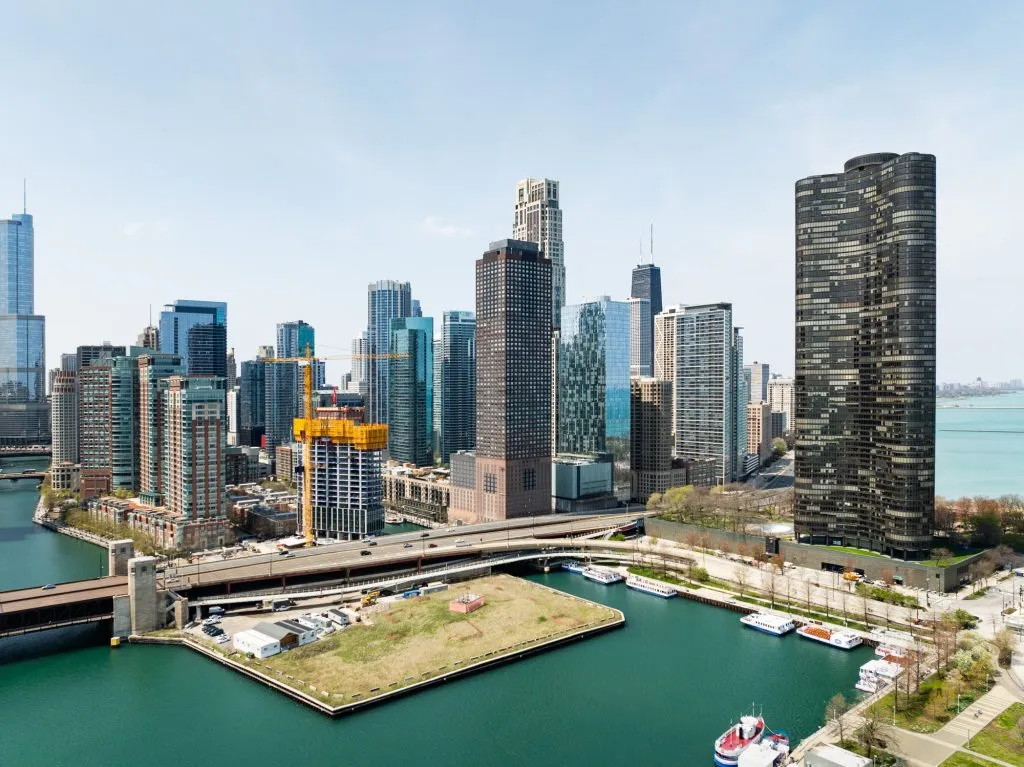 400 Lake Shore | SOM