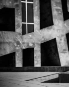 Exploring Los Angeles Architecture Through Lensbaby Lenses