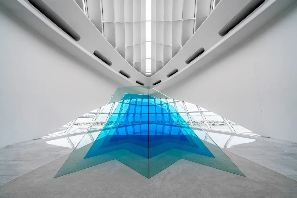 Milwaukee Art Museum: Exploring Larry Bell's Iceberg